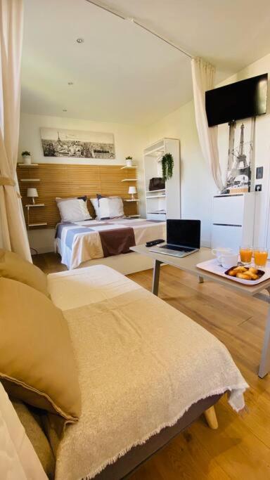 Studio A 10 Min Metro 1 & Rer A Disney - Vincennes Bagian luar foto